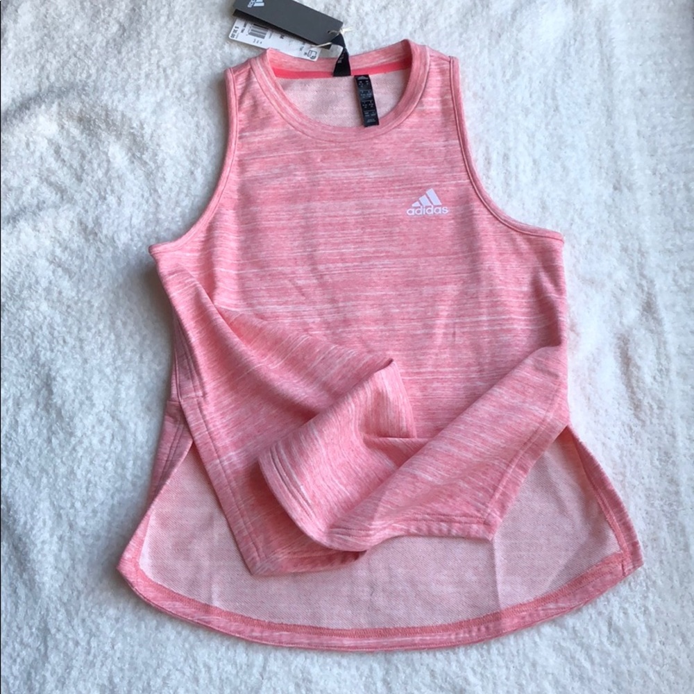 😊ADIDAS WOMEN’S TANK Tops| Size Medium😊